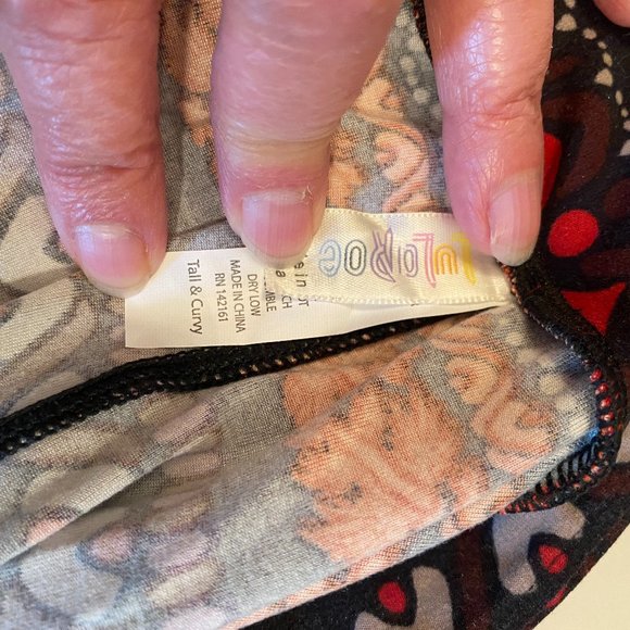 LULAROE Tall & Curvy Leggings NWOT - Picture 3 of 3